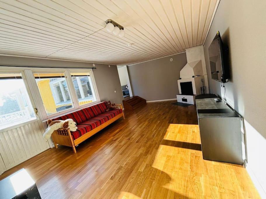 אופסלה 3Bdr Close To Nature A Beautiful Home Lake Nearby מראה חיצוני תמונה